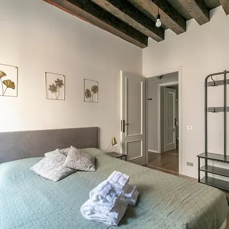 Casa De' Ferrari 1 By Welc * Treviso