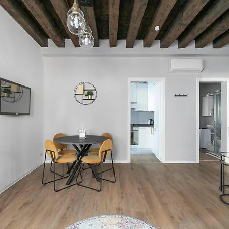 Apartment Casa De' Ferrari 1 By Welc Treviso